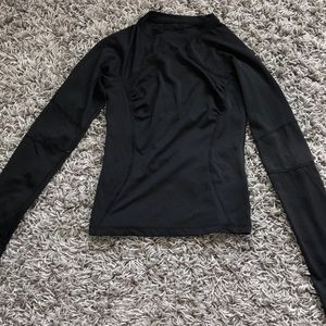 Size 6 Lululemon long sleeve
